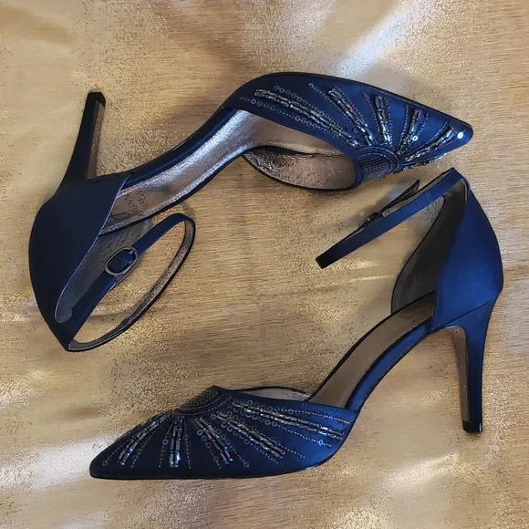 NWoT Adrianna Papell Navy Blue Satin Beaded Pointed Toe Pump, Size 7.5 - Picture 6 of 16